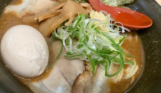 名駅西口のにぼしらーめん８８、絶品濃厚にぼしらーめん
