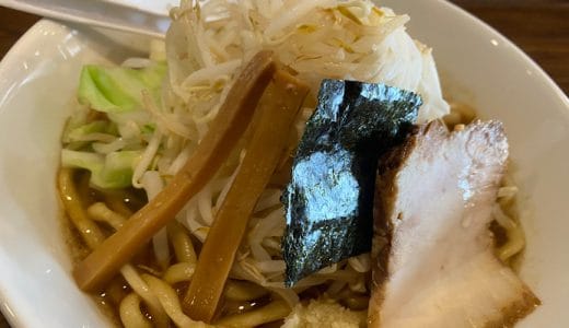 中川区のゴーゴーロッキー、濃厚で濃すぎない、絶妙な醤油がうまい二郎系