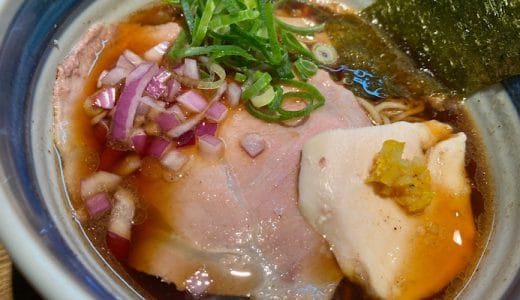 名古屋駅近く中村区の中華そば二兎、蕎麦のような麺を味わう和風中華そばのお店